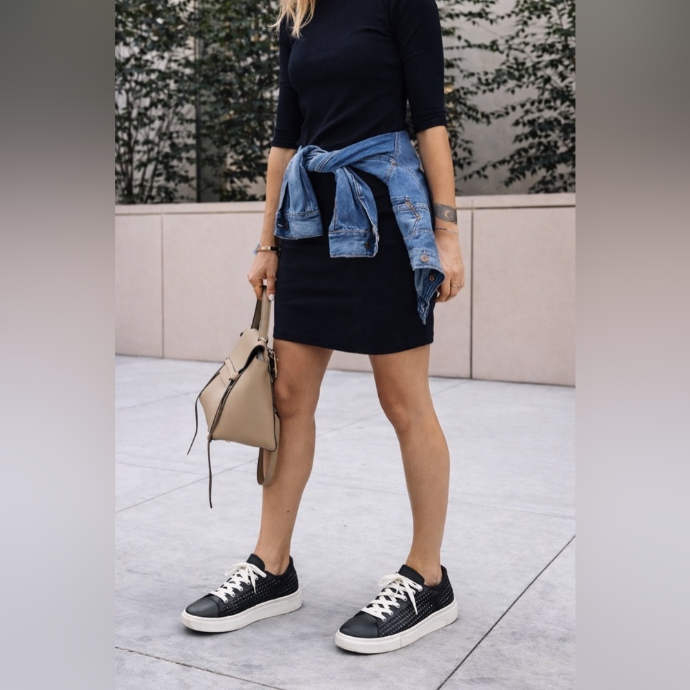 Sam Edelman Raina Lace-Up Sneakers Black White 7 - Picture 8 of 12